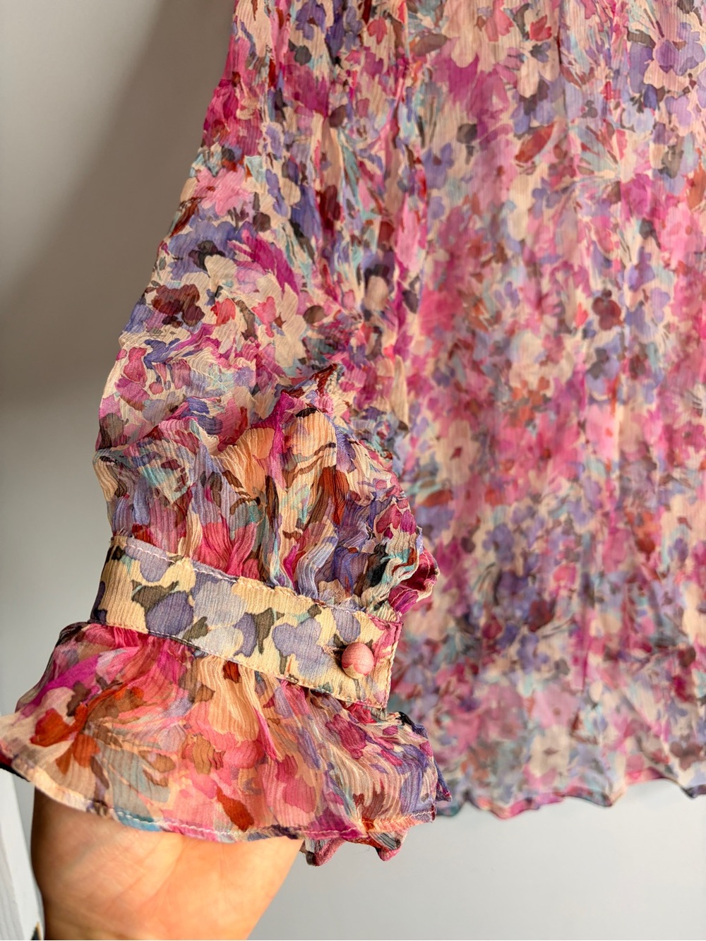 Johnny Was Silk Pink Purple Floral‎ Ruffle V-Neck Blouse Large - Picture 5 of 7